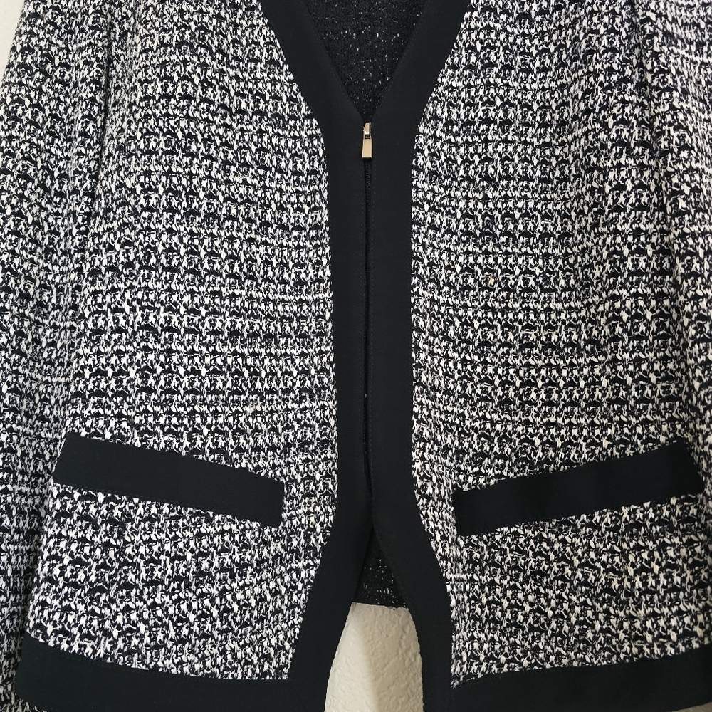 St.John Caviar Jacket Off-White/Black Size 12 - Picture 4 of 9